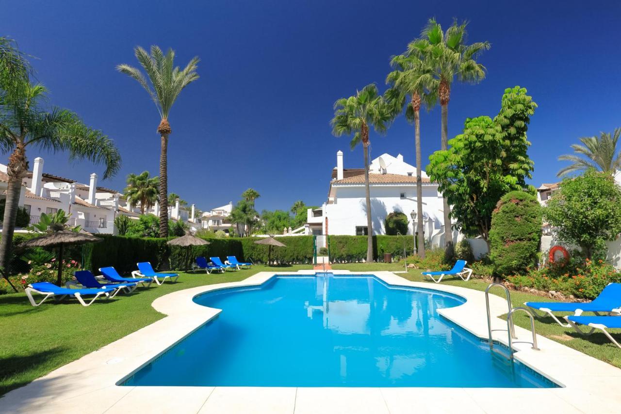 Unique Townhouse In Front Of Puerto Banus Apartment Marbella Exterior photo