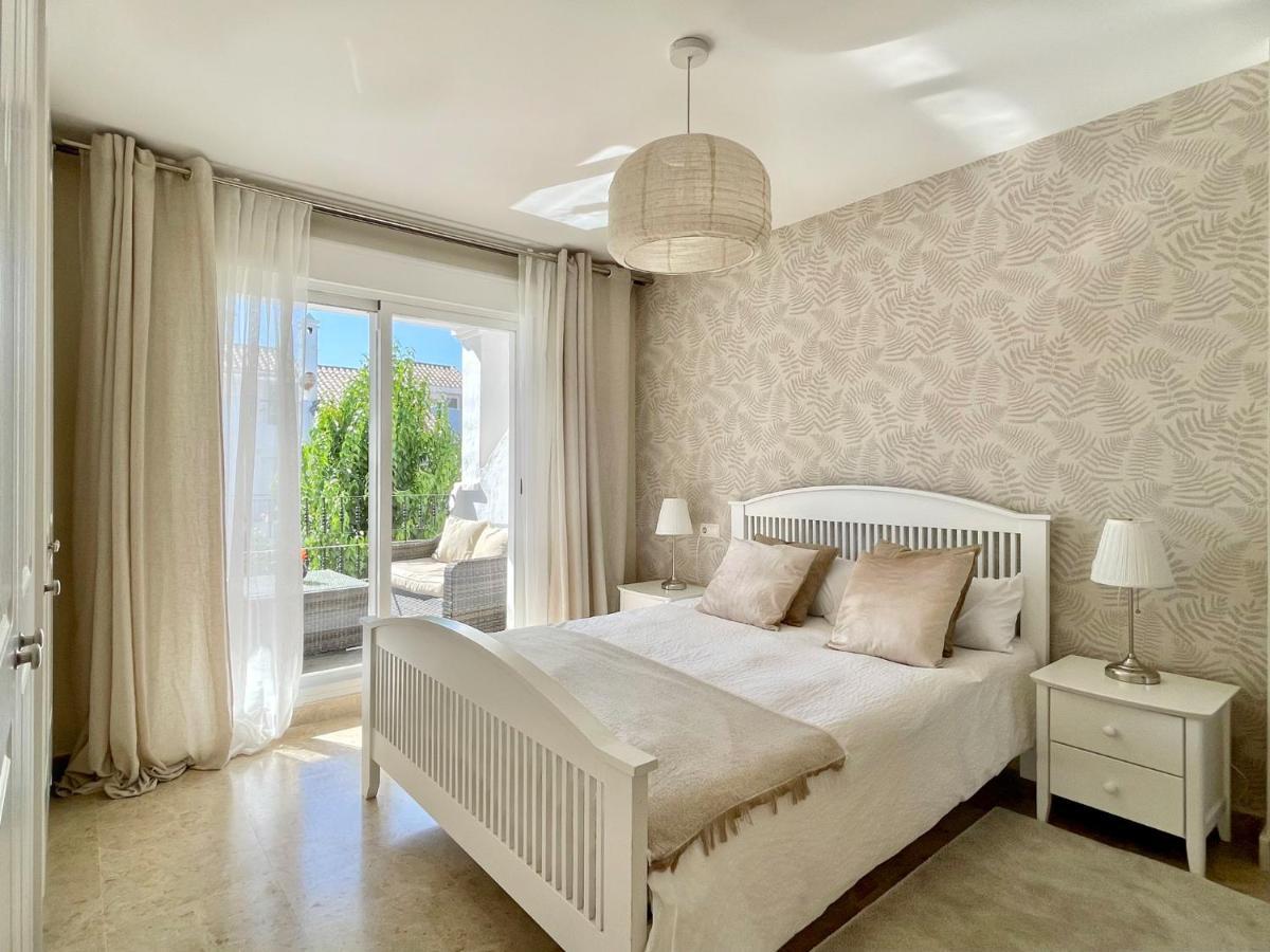 Unique Townhouse In Front Of Puerto Banus Apartment Marbella Exterior photo