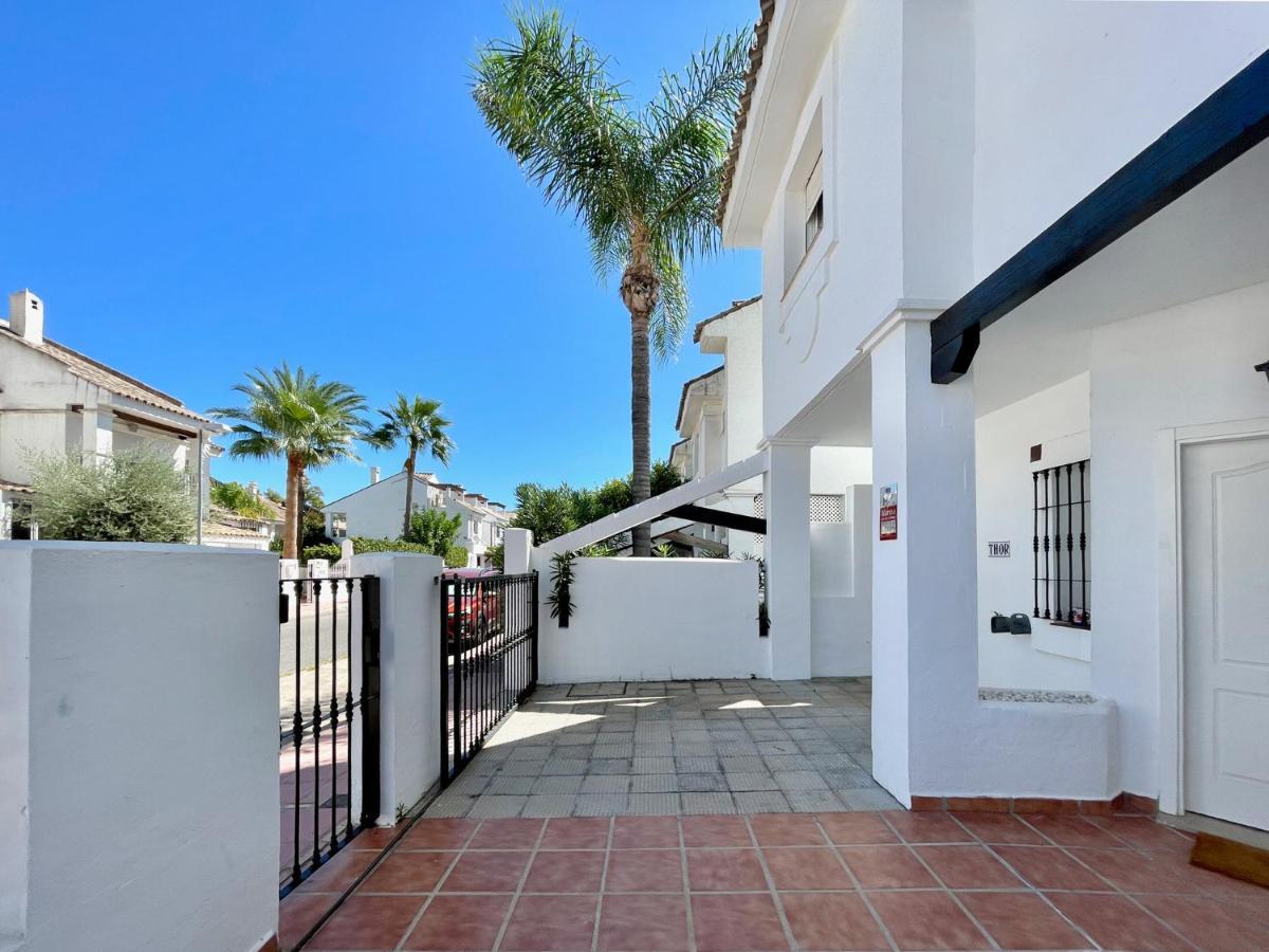 Unique Townhouse In Front Of Puerto Banus Apartment Marbella Exterior photo