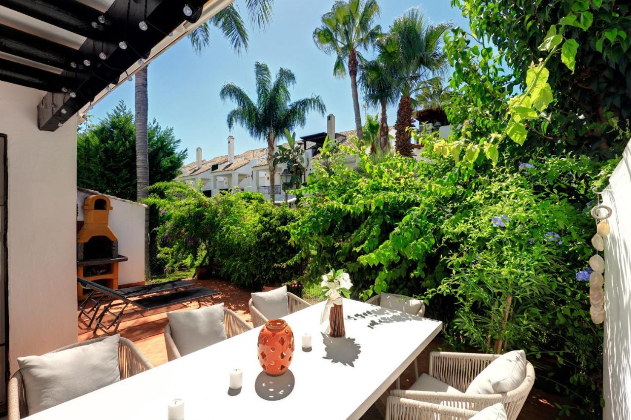 Unique Townhouse In Front Of Puerto Banus Apartment Marbella Exterior photo